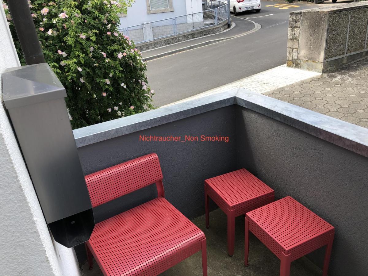 Altstadt Naehe 7 Min Fussweg Ueber Alte Maibruecke Zu Pension Mit Balkon & Garten, Ideal For Long Stay, Relocation Оксенфурт Екстер'єр фото