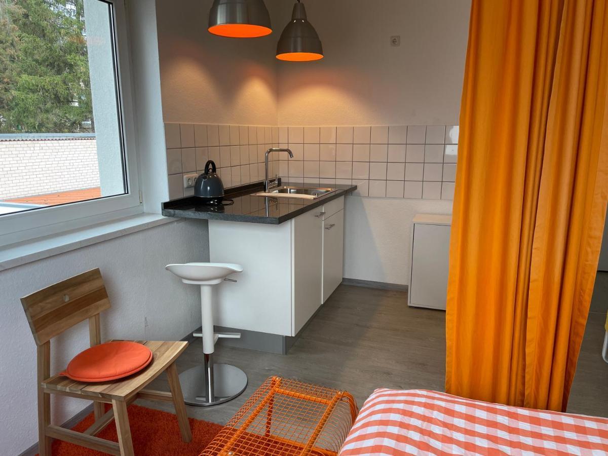 Altstadt Naehe 7 Min Fussweg Ueber Alte Maibruecke Zu Pension Mit Balkon & Garten, Ideal For Long Stay, Relocation Оксенфурт Екстер'єр фото