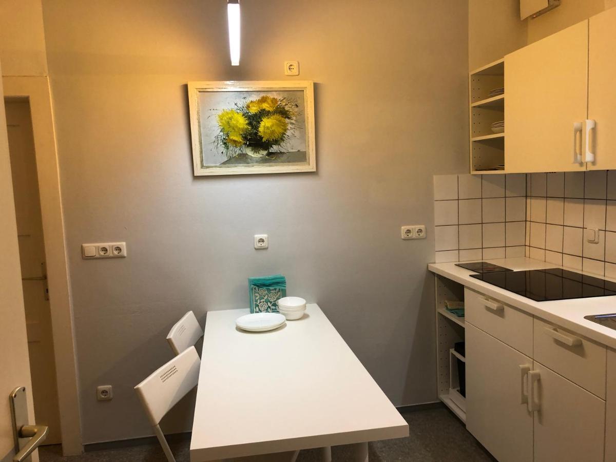 Altstadt Naehe 7 Min Fussweg Ueber Alte Maibruecke Zu Pension Mit Balkon & Garten, Ideal For Long Stay, Relocation Оксенфурт Екстер'єр фото